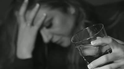 alcohol-women-alcohol-abuse-bridges-of-hope